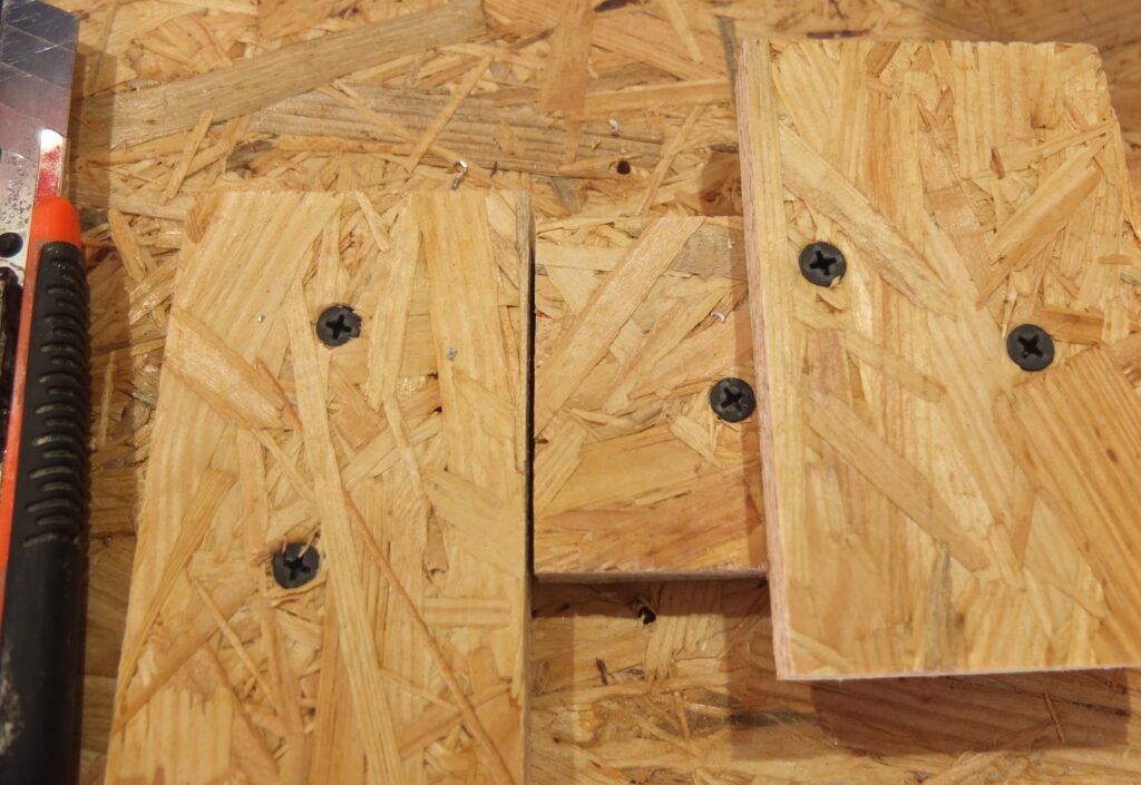 Profilschienen Werkzeugwand Schrumpfschlauch zuschneiden Apparatur