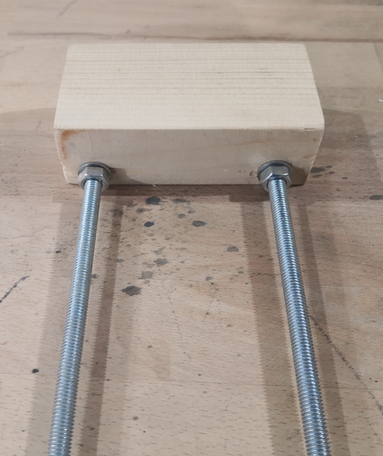 Fräszirkel Gewindestangen einseitig fixiert