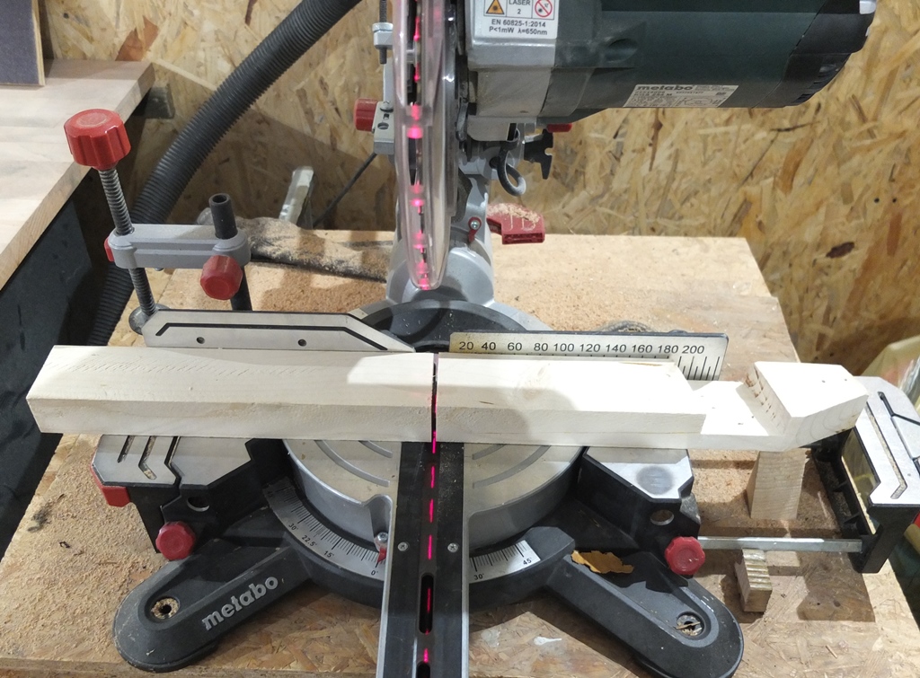 DeWALT DWE7492 Frästisch Gleitschiene kürzen