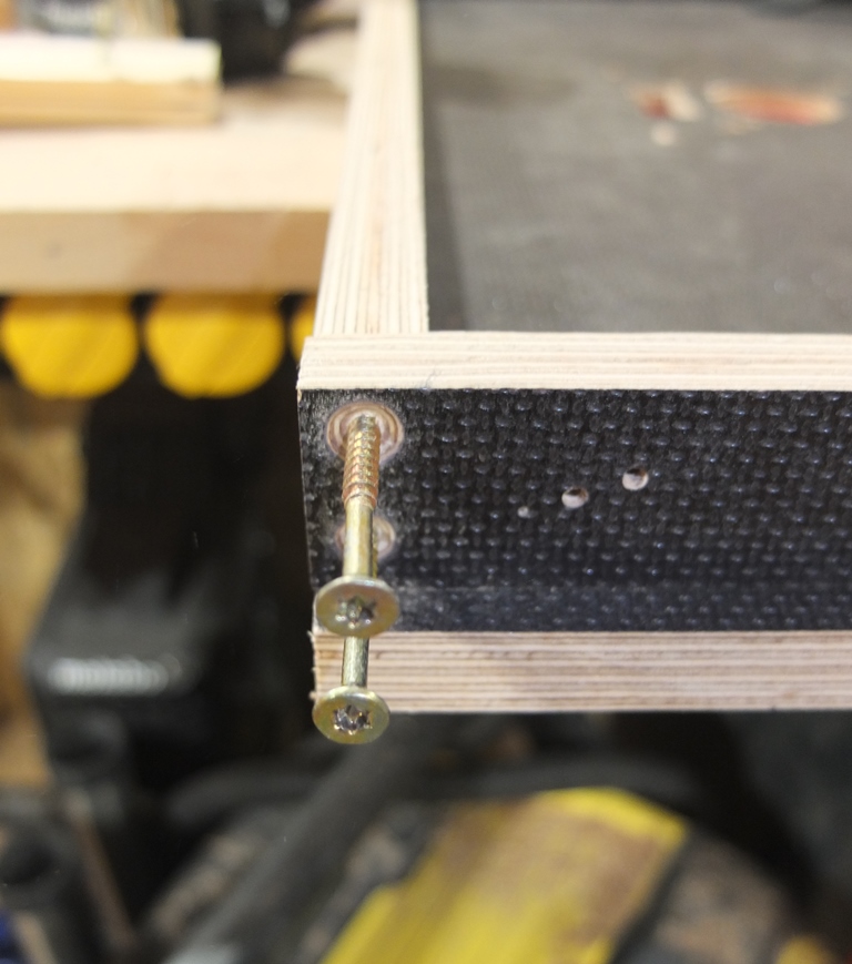 DeWALT DWE7492 Frästisch Rahmen montieren