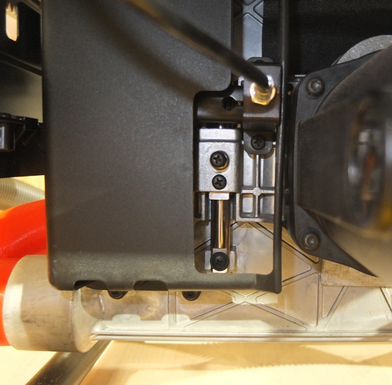 06_DSCF1740 DeWALT DWE7492 - horizontale Motorposition